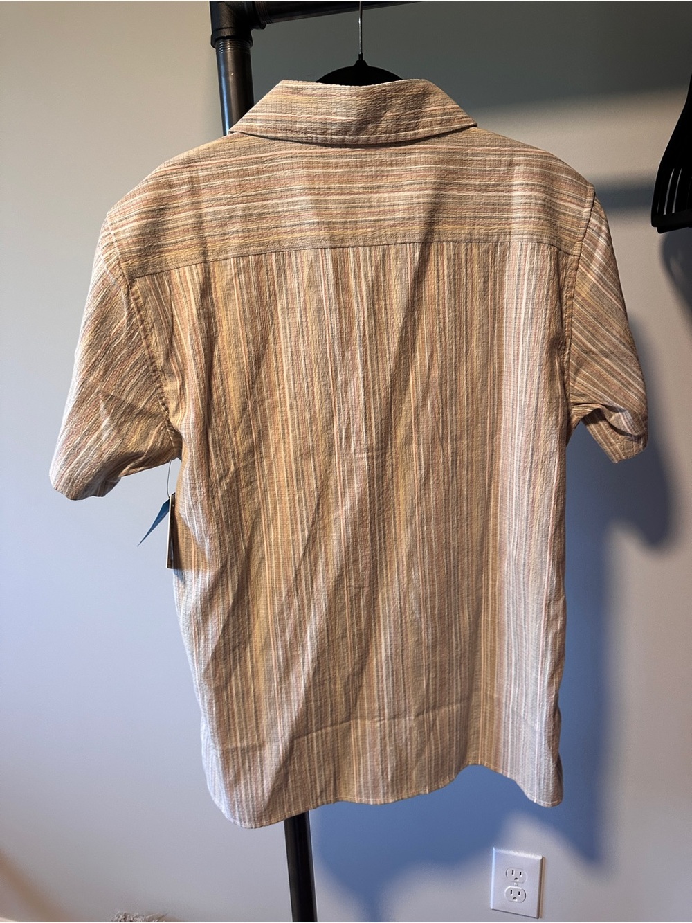 Medium | O’Neill | Golden Striped Button-Up Shirt Organic Cotton - Picture 6 of 7
